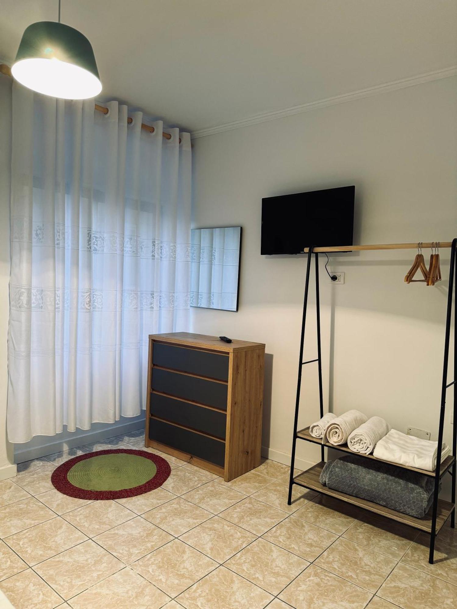 Hi5 Rooms Tiran Dış mekan fotoğraf
