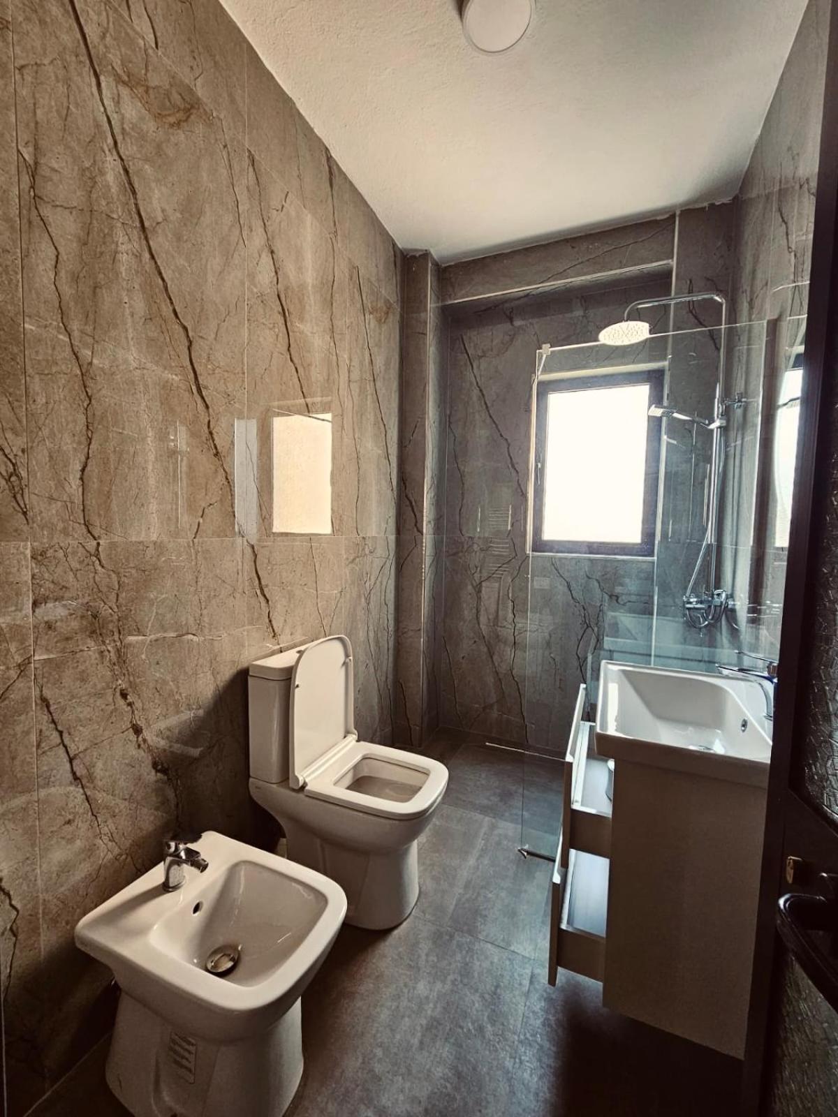 Hi5 Rooms Tiran Dış mekan fotoğraf